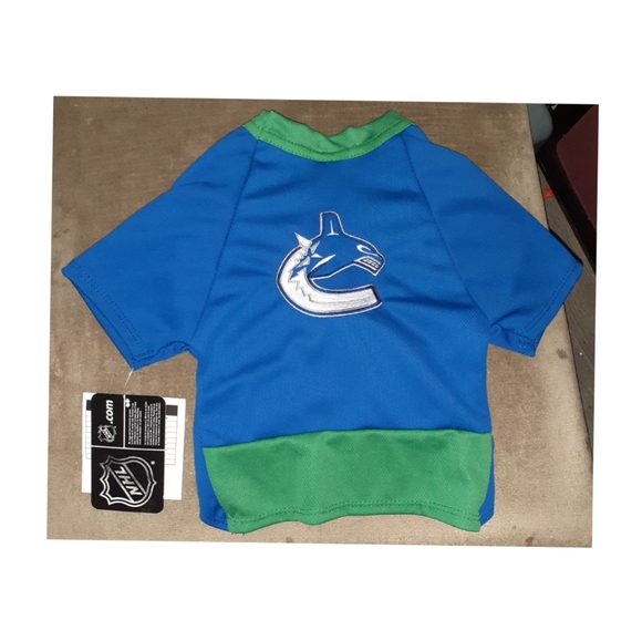 💥NWT Canucks Dog Jersey - Picture 8 of 8